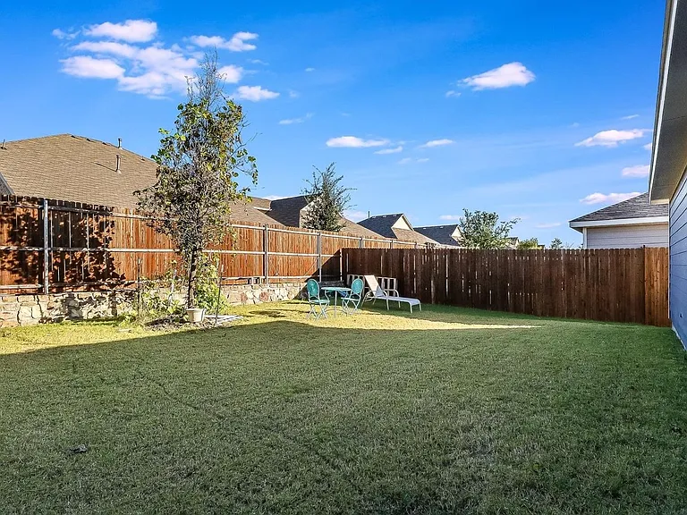 7816 Ruellia Rd — Photo 9