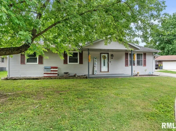 34 Mueller Ct, Riverton, IL 62561