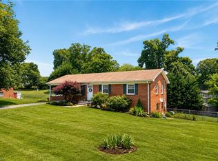 241 Janice Dr, Mount Airy, NC 27030