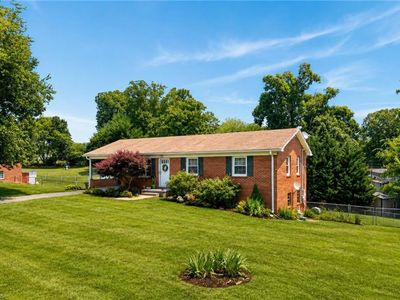 241 Janice Dr, Mount Airy, NC, 27030