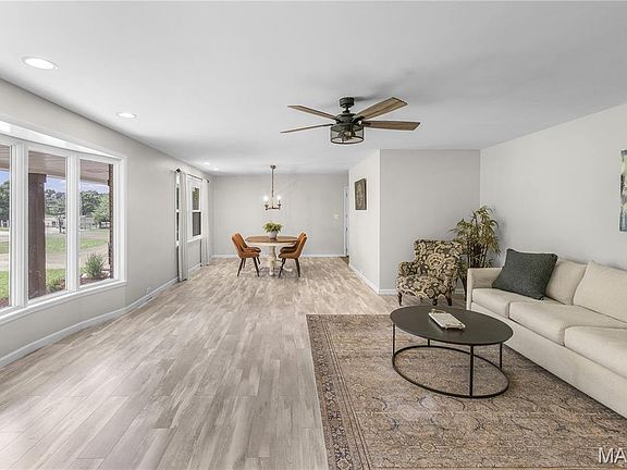 4th image of 1331 N Cape Rock Dr