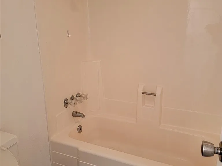 3930 University Center Dr #305 — Photo 22