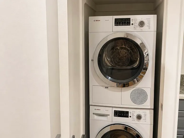 65 Irving Ave #1 — Photo 8