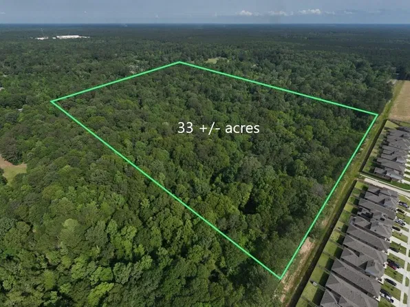 White Oak Dr, Conroe, TX 77306
