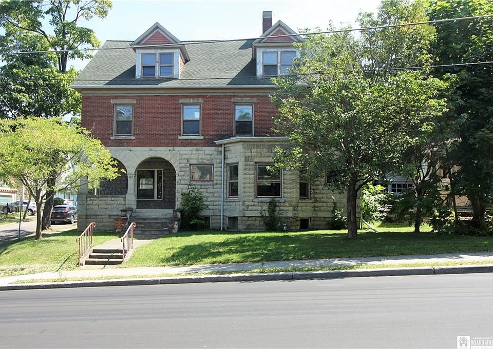 1st image of 115 Forest Ave