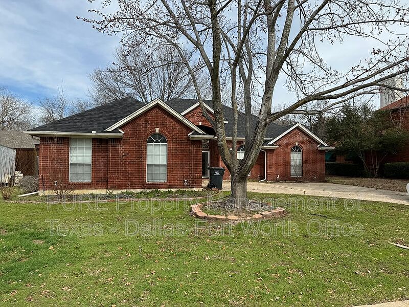 1st image of 3507 Blue Forest Dr