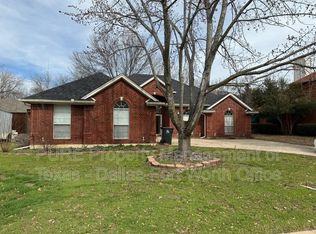 3507 Blue Forest Dr, Arlington, TX 76001