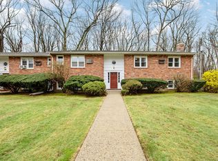 1113 Waterbury Rd APT 2D, Cheshire, CT 06410