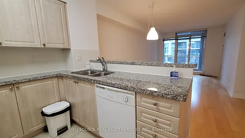 2119 Lake Shore Blvd W Photo 1