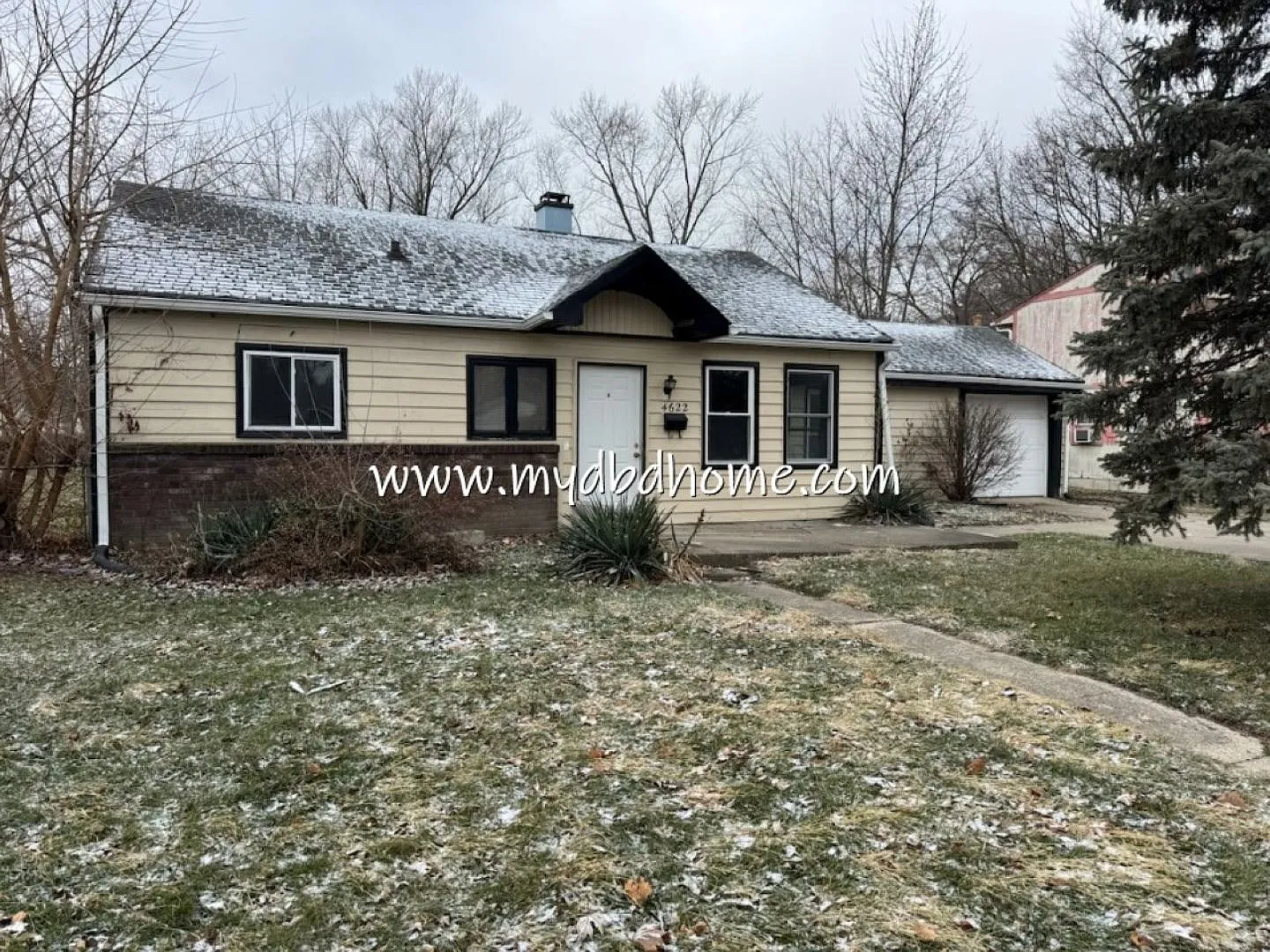 4622 Smith St photo 1