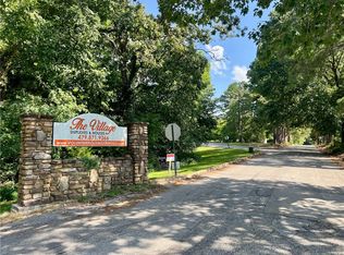 17881 E Village Rd, Springdale, AR 72764