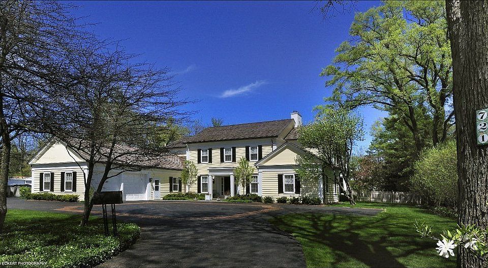 For Sale: 721 North Mayflower Road, Lake Forest, IL 60045