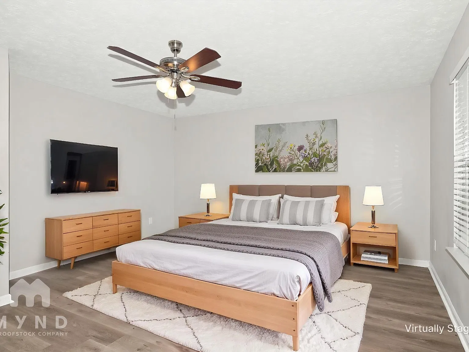 4 bed, 2.5 bath, 2536 sqft, $2,245 — Photo 4