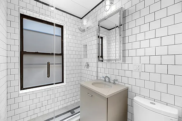 Rented by REAL New York | media 15