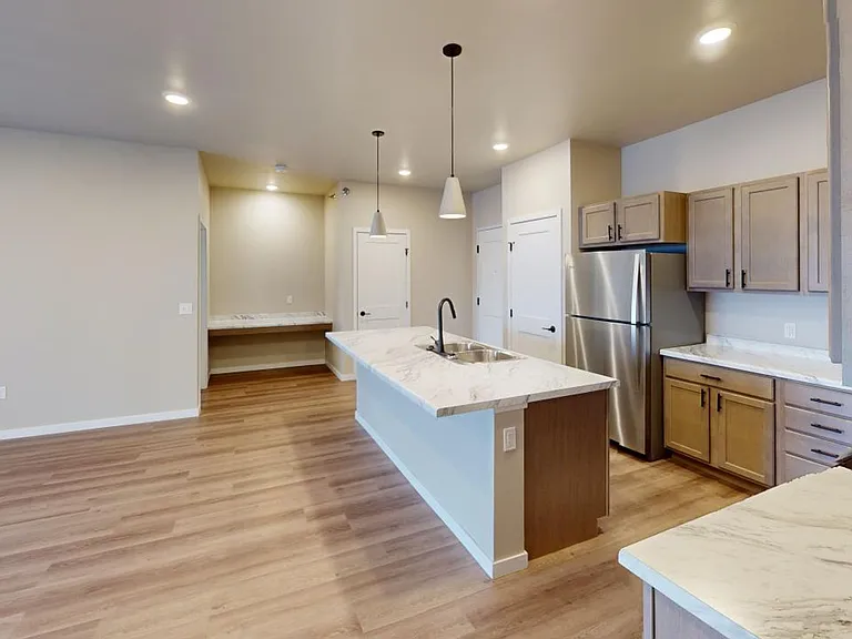 The Plains Apartments — Photo 88