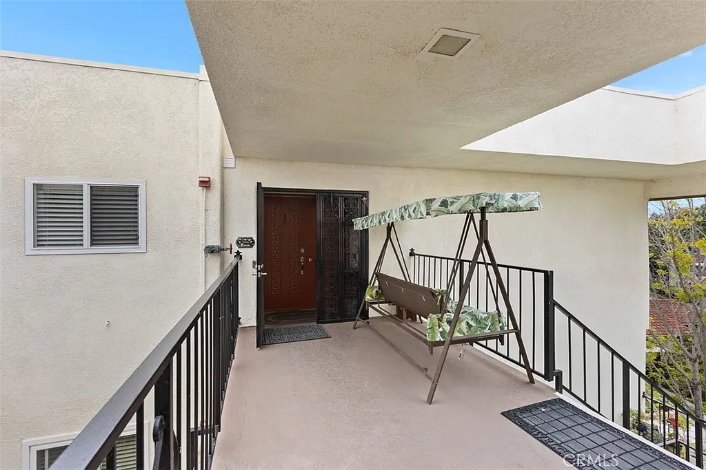 3 bed, 1662 sqft, $3,500 — Photo 3