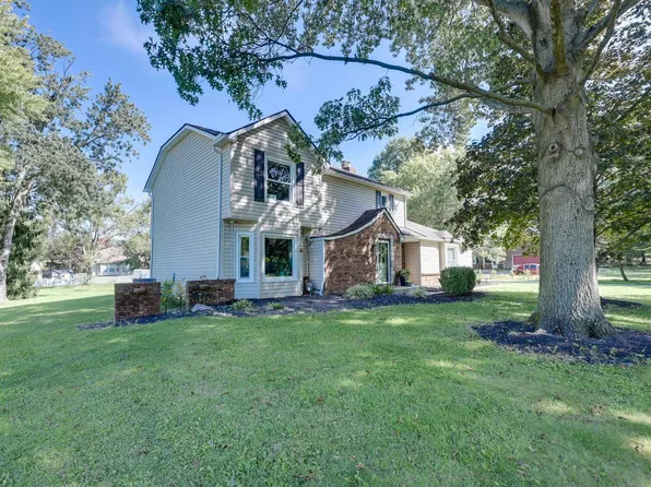 8005 Maxtown Rd, Westerville, OH 43082