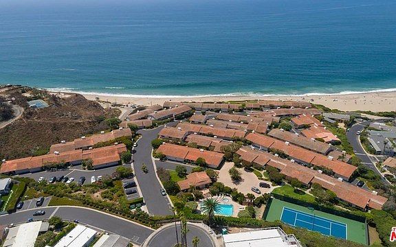 4th image of 6805 Seawatch Ln