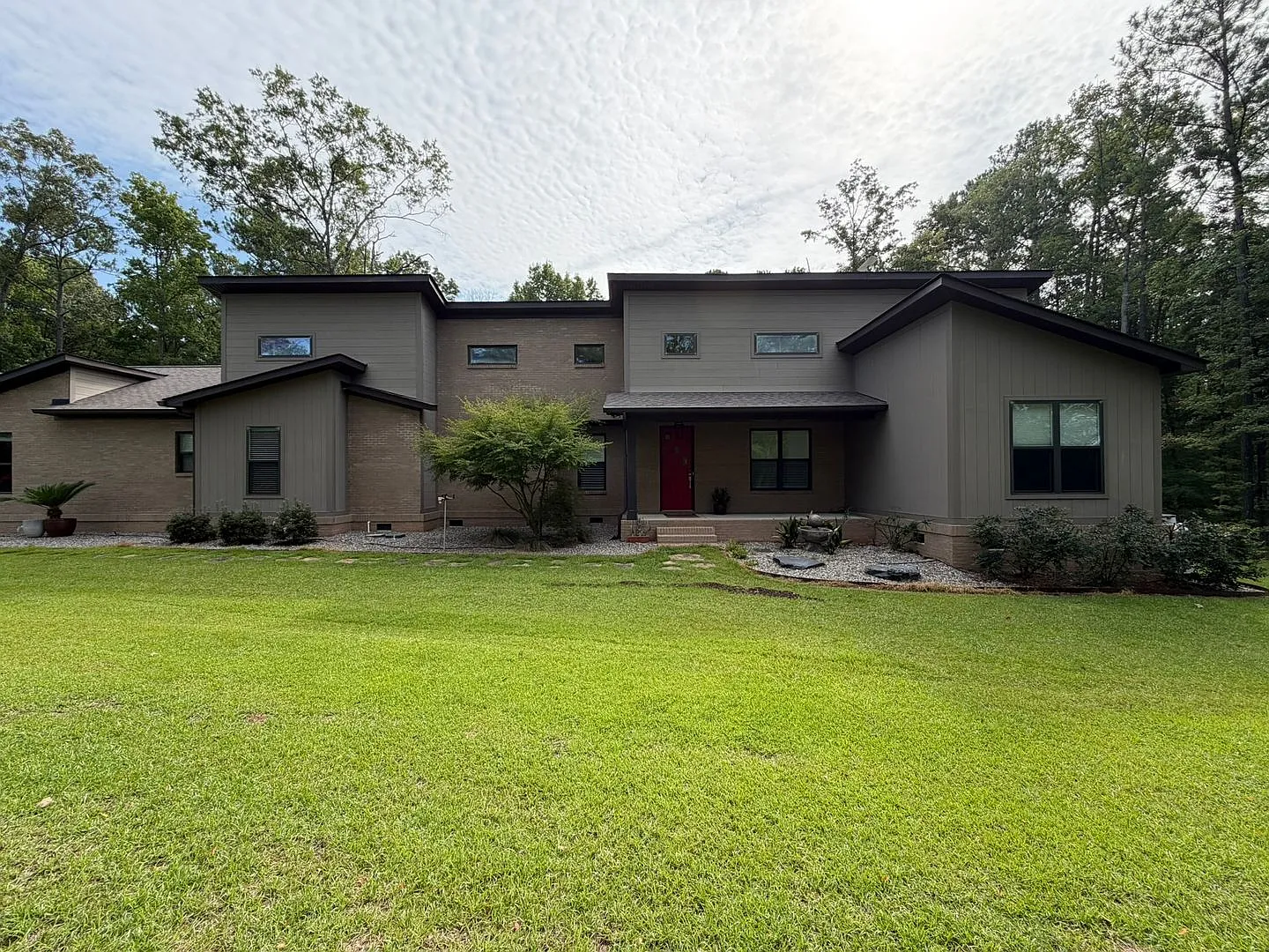 Custom Blythewood Retreat on 4+ Acres | Modern Design & Luxury Finishes — Photo 1