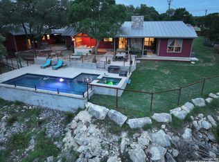 109 N Hill Top Dr, Boerne, TX 78006