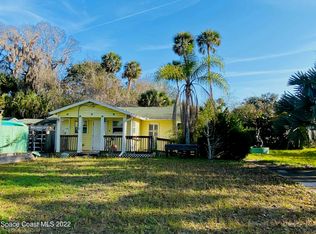 919 W Canal St, New Smyrna Beach, FL 32168