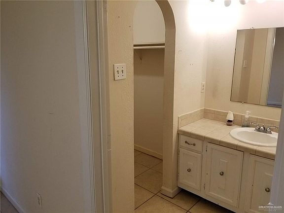 3rd image of 2100 W Iris Ave E