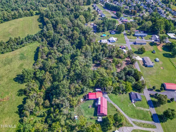 213 Valley Pike Rd, Bristol, TN 37620