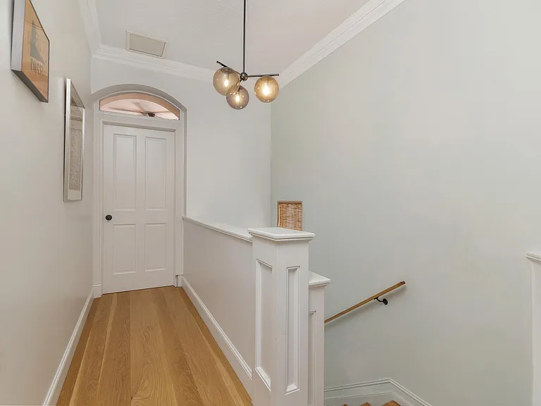 375 Plymouth Rd — Photo 21