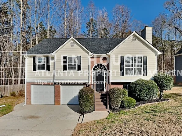 1067 Athena Ct, Acworth, GA 30101