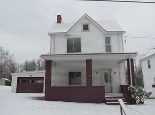 3508 Kings Hill Rd, Connellsville, PA 15425
