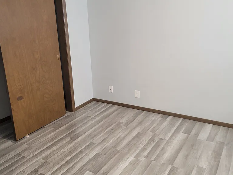 3500 Portia St #304 — Photo 4