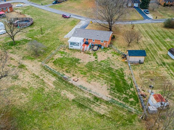 5th image of 146 Meadow Hill Dr