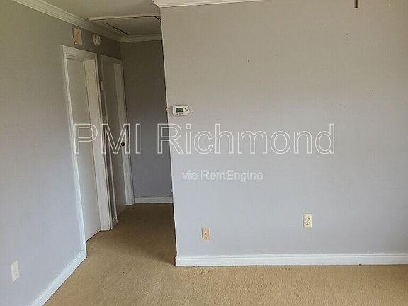 5th image of 6529 Holliday Rd