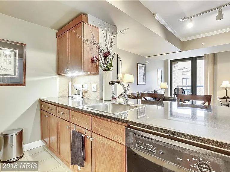 616 E St NW #1207 — Photo 5