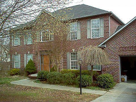 1st image of 761 Eblen Cir