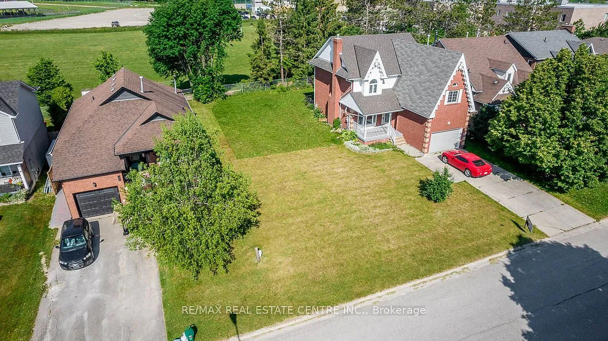 4 bed, $2,900 — Photo 3