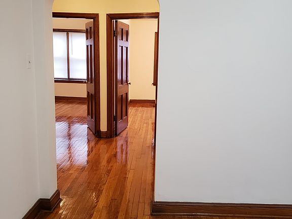 2nd image of 7332 Dartmouth Ave Floor 2