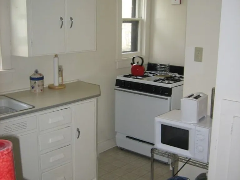 7022 Hubbard Ave #2 — Photo 8