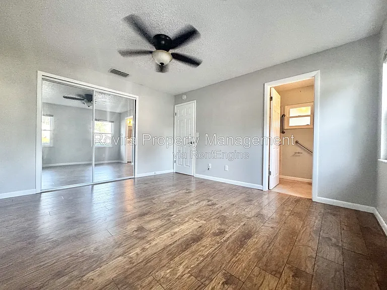 1340 Anderson St #1350 — Photo 8