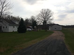 38548 Oasis Rd, Lindstrom, MN 55045