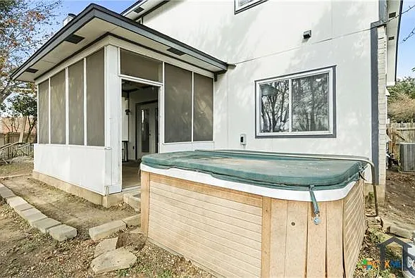 1410 Katie Lynch Dr — Photo 25
