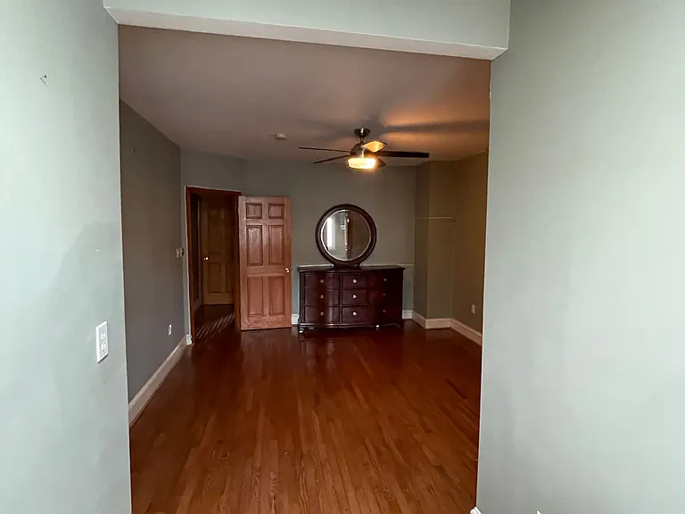 1529 Spring Pl NW — Photo 2