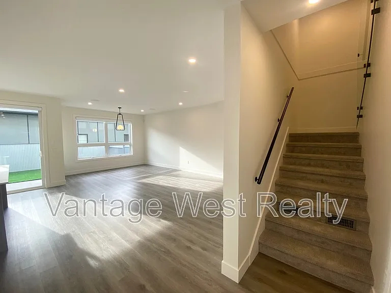 867 Morrison Ave #4 — Photo 17