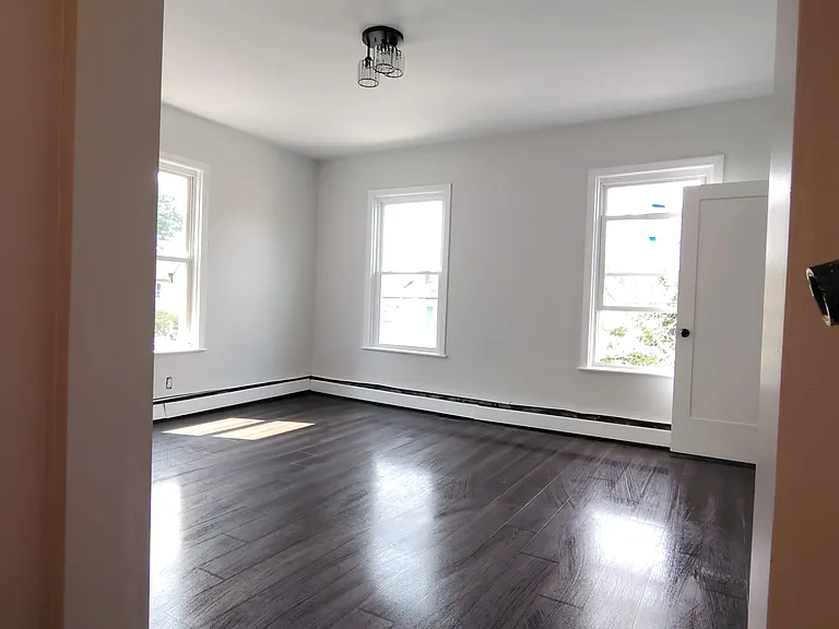 60 Harrison St #2 — Photo 25