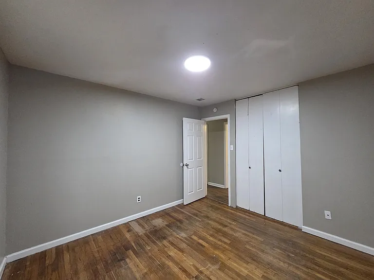 4535 Beacon Hill Dr — Photo 13
