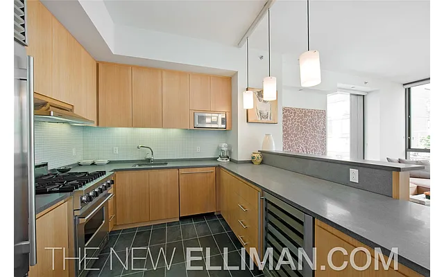 Sold by Douglas Elliman | media 10