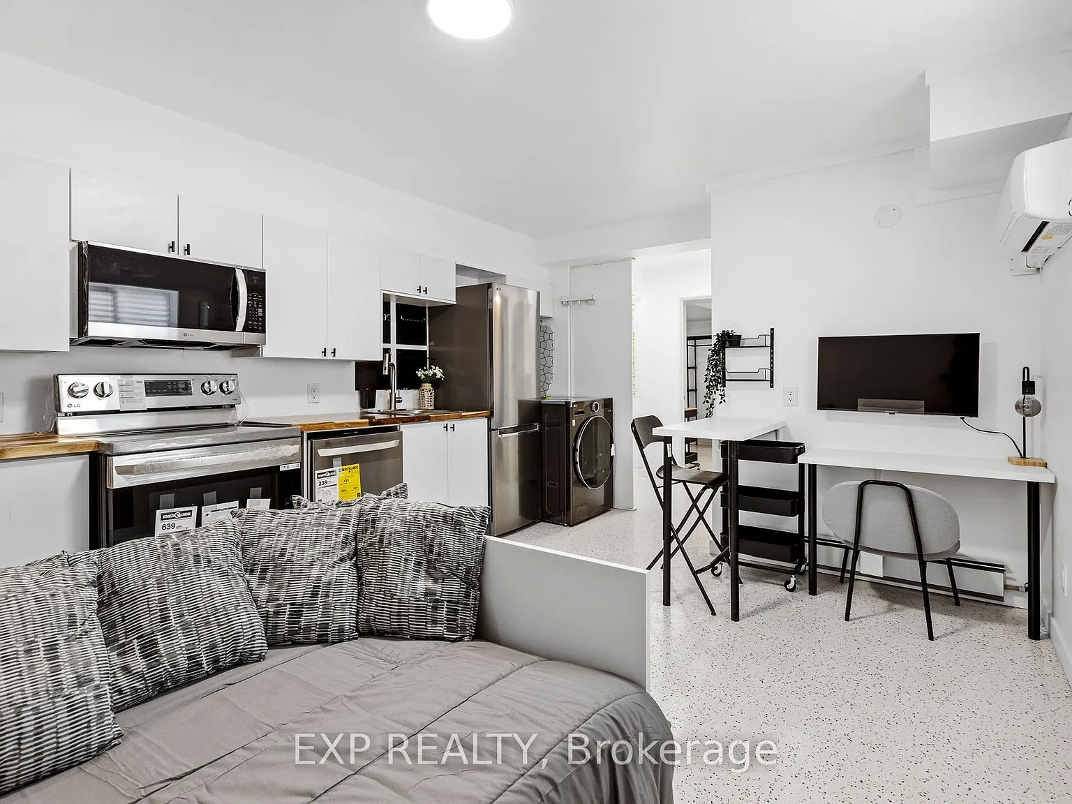 1 bed, $1,899 — Photo 2