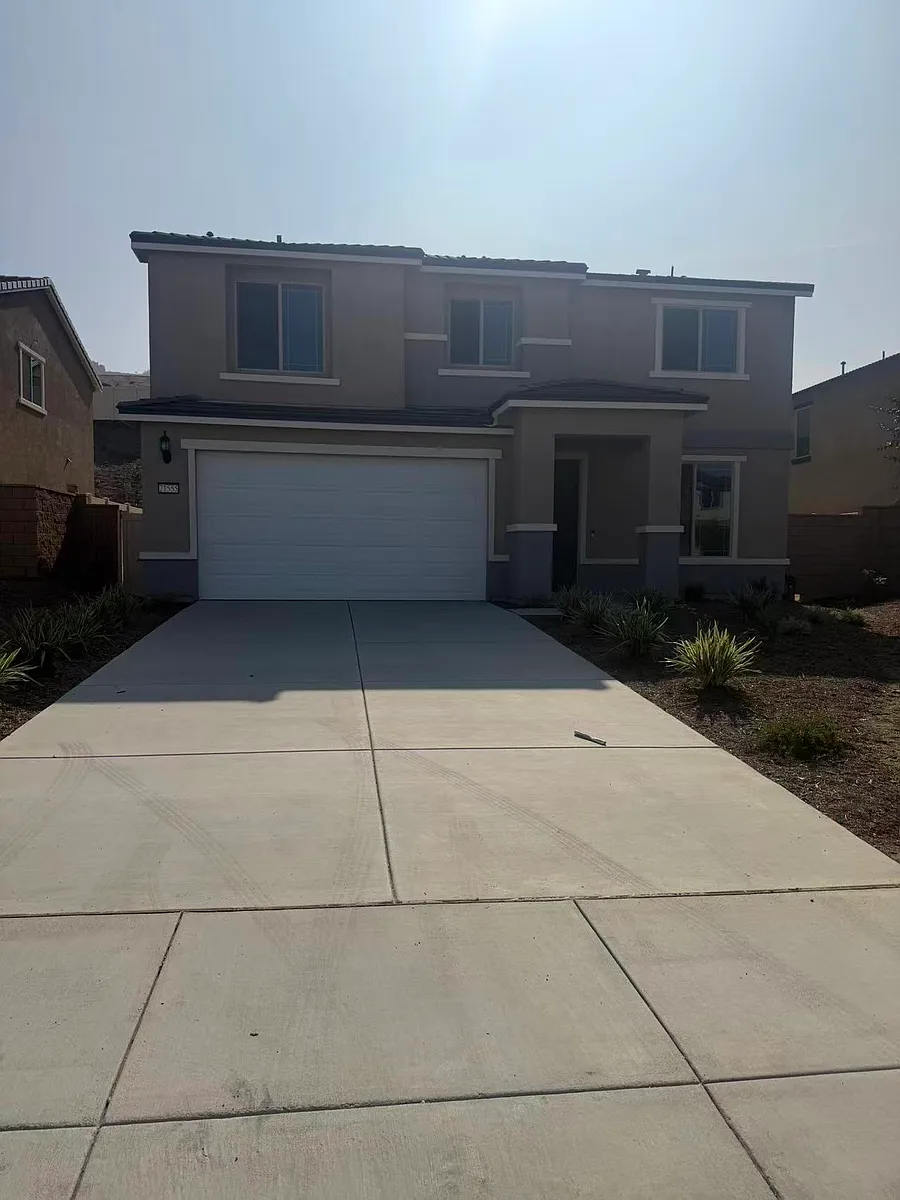 Building Photo - 21555 Milam Dr