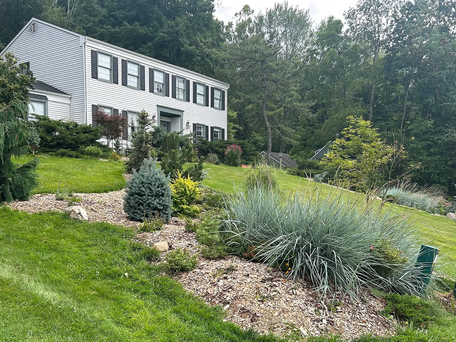 4 bed, 2636 sqft, $4,000 — Photo 2