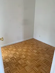 Rented by M.Grossman R.E. Management